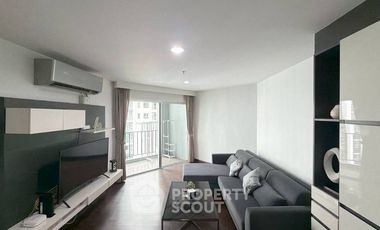 For rent 2 bedrooms condo in Huai Khwang, Bangkok