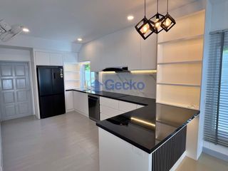 Casa en venta de 3 habitaciones en Bang Lamung, Chonburi