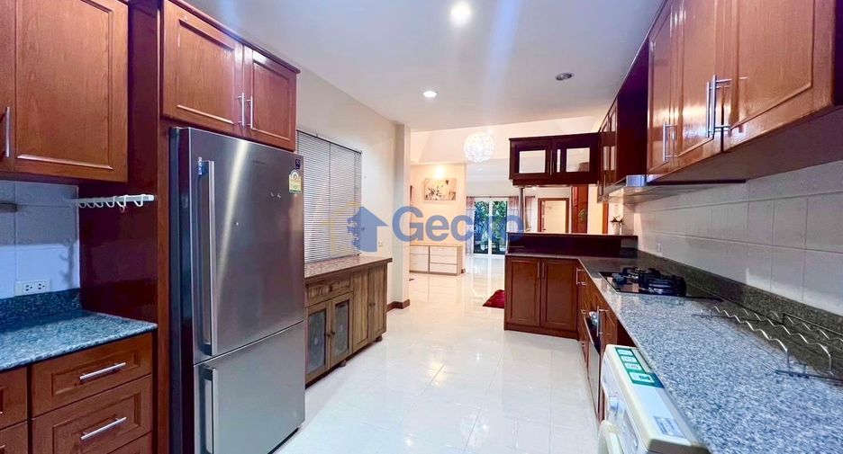 For sale 3 bedrooms house in Bang Lamung, Chonburi