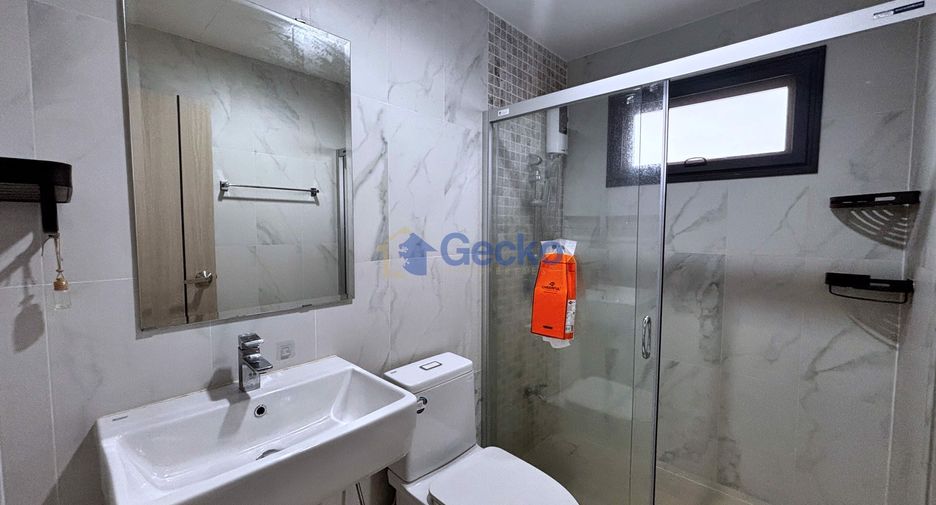 Casa en venta de 4 habitaciones en Bang Lamung, Chonburi