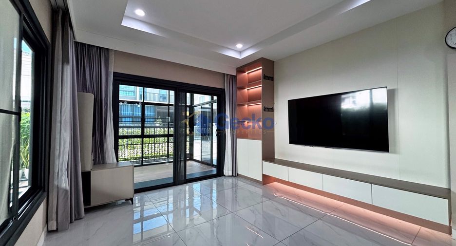 Casa en venta de 4 habitaciones en Bang Lamung, Chonburi