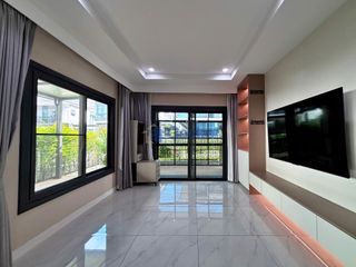À louer et à vendre 4 chambres maison à Bang Lamung, Chonburi