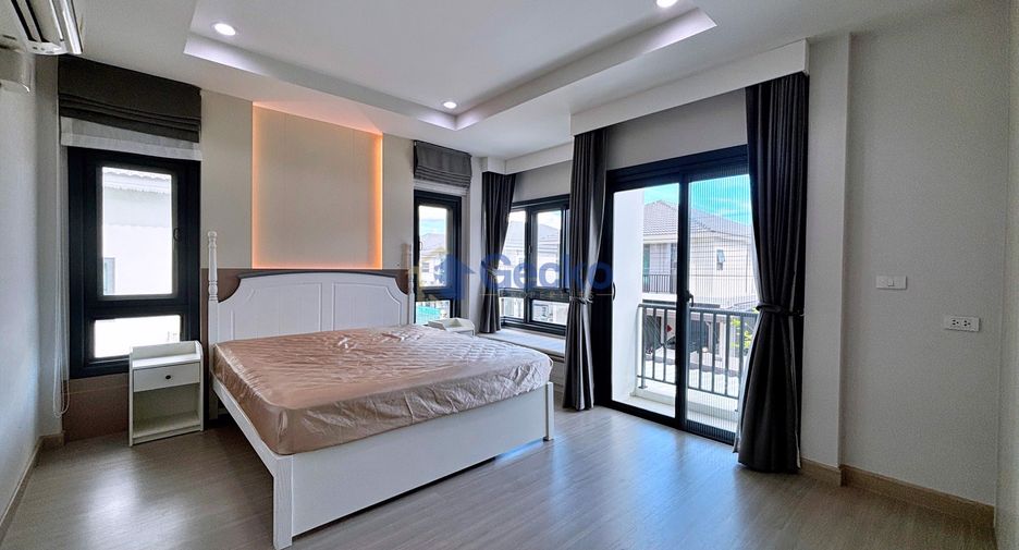Casa en venta de 4 habitaciones en Bang Lamung, Chonburi