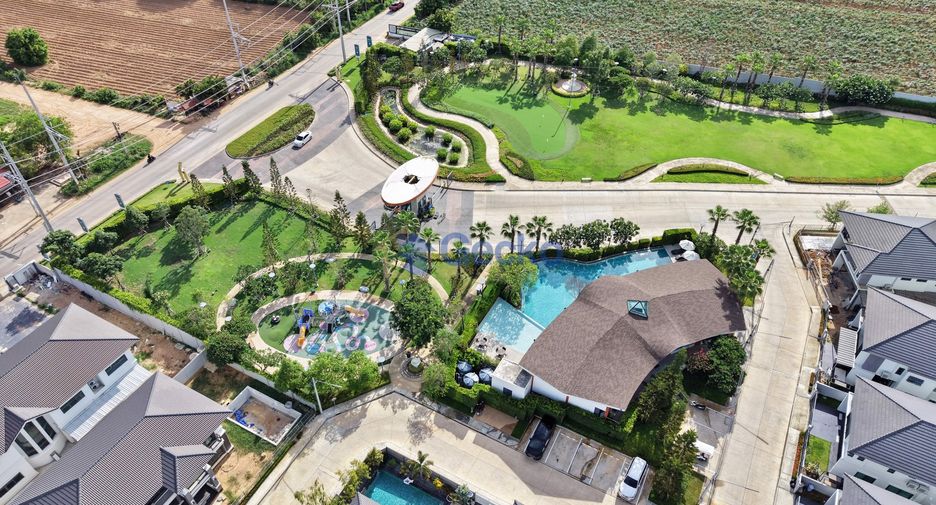 Casa en venta de 4 habitaciones en Bang Lamung, Chonburi