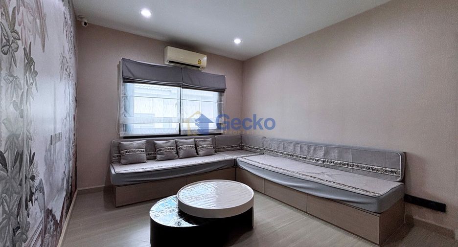Casa en venta de 4 habitaciones en Bang Lamung, Chonburi