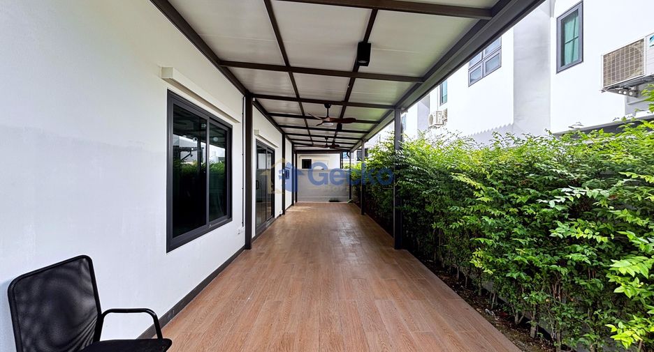 Casa en venta de 4 habitaciones en Bang Lamung, Chonburi