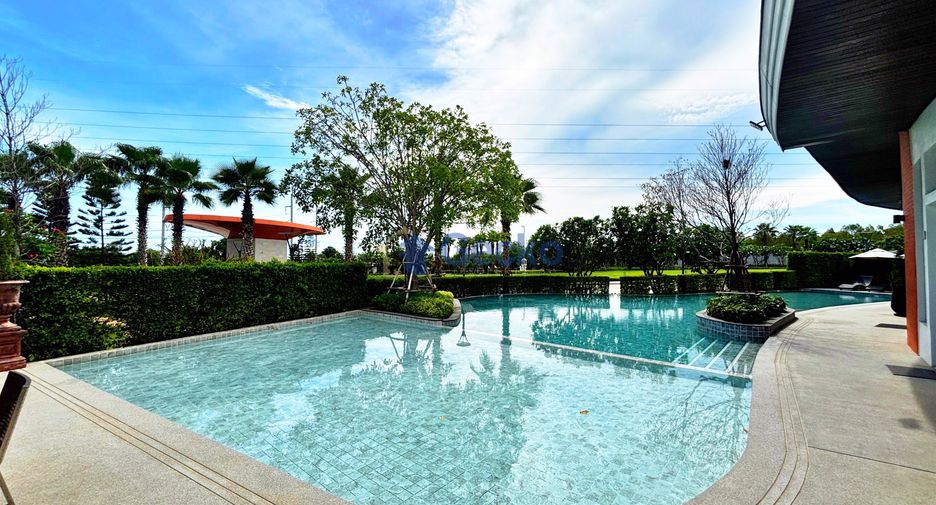 Casa en venta de 4 habitaciones en Bang Lamung, Chonburi