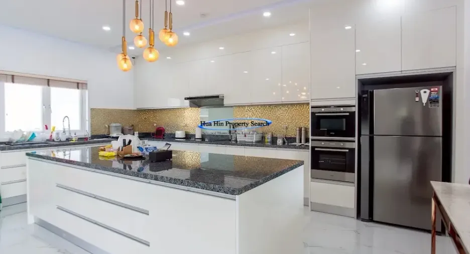 Haus zum Kauf mit 3 Zimmer in Hua Hin, Prachuap Khiri Khan
