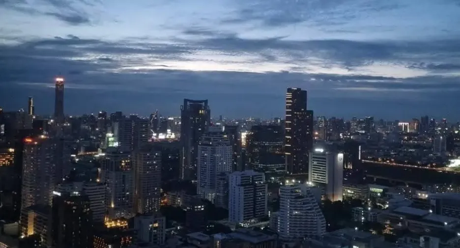For sale 1 bed condo in Watthana, Bangkok