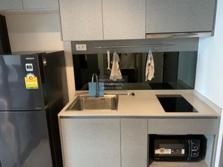 Wohnung zur Miete mit 1 Zimmer in Phra Khanong, Bangkok