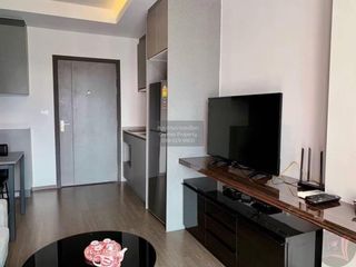 Condo en alquiler de 1 habitaciones en Phra Khanong, Bangkok