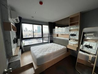 Condo en alquiler de 1 habitaciones en Phra Khanong, Bangkok
