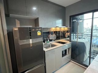 Condo en alquiler de 1 habitaciones en Phra Khanong, Bangkok