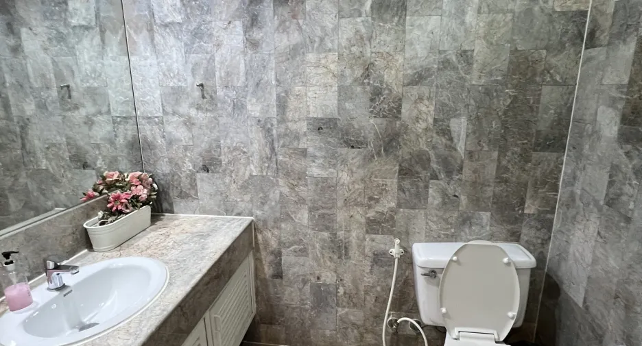 Wohnung zur Miete mit 3 Zimmer in Sathon, Bangkok