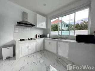 For sale and for rent 5 bedrooms house in Lat Krabang, Bangkok