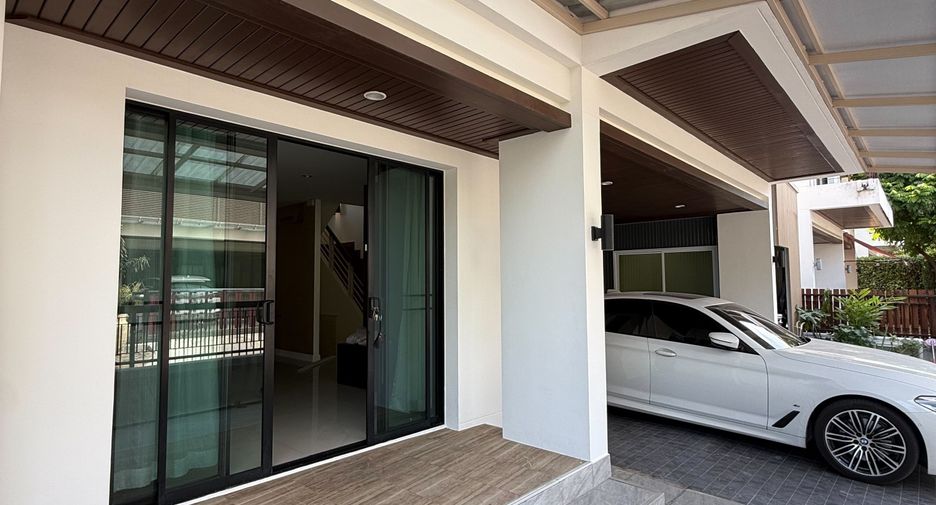 Haus zum Kauf mit 4 Zimmer in Prawet, Bangkok