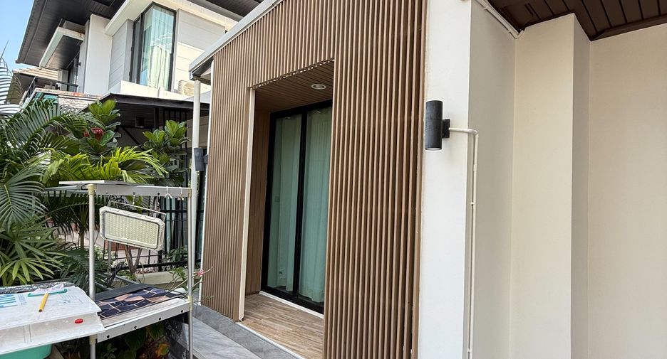 Haus zum Kauf mit 4 Zimmer in Prawet, Bangkok