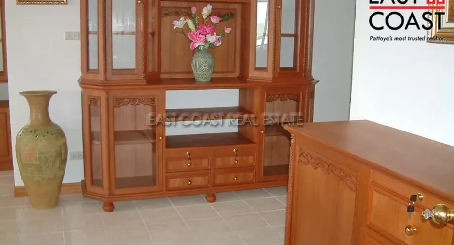 For rent and for sale 2 bedrooms condo in Jomtien, Pattaya