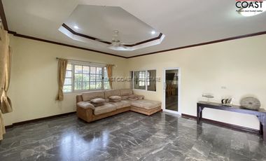 Haus zum Kauf und zur Miete mit 3 Zimmer in South Pattaya, Pattaya