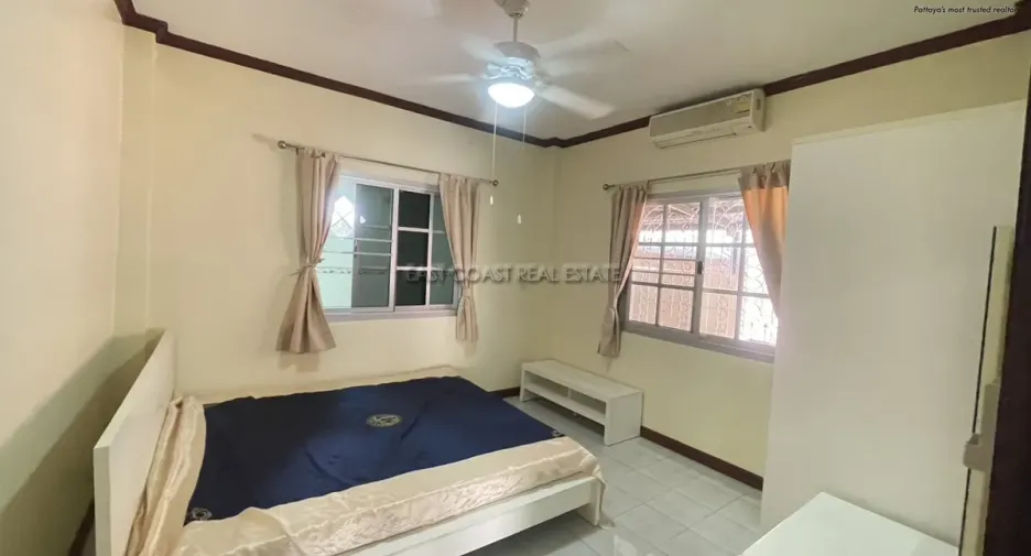 For rent and for sale 3 bedrooms house in Bang Lamung, Chonburi