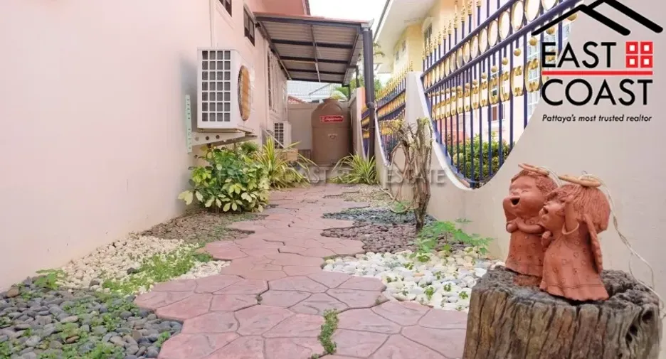 For rent and for sale 3 bedrooms house in Bang Lamung, Chonburi