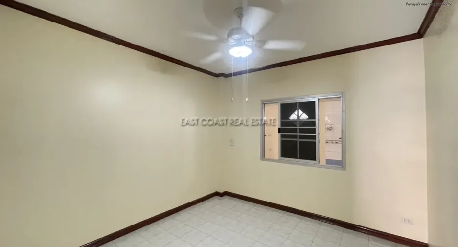 For rent and for sale 3 bedrooms house in Bang Lamung, Chonburi