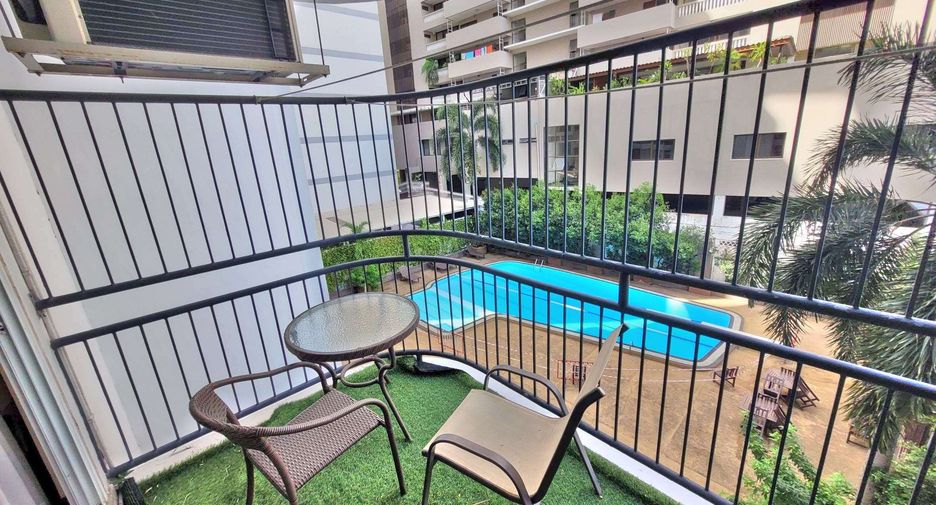 Condo en alquiler de 4 habitaciones en Khlong Toei, Bangkok