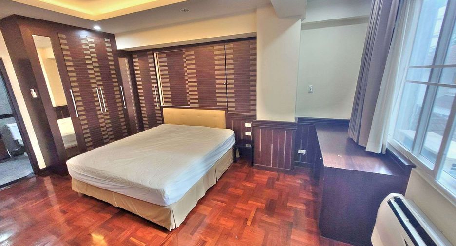 Condo en alquiler de 4 habitaciones en Khlong Toei, Bangkok