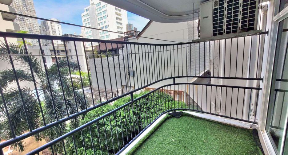 Condo en alquiler de 4 habitaciones en Khlong Toei, Bangkok
