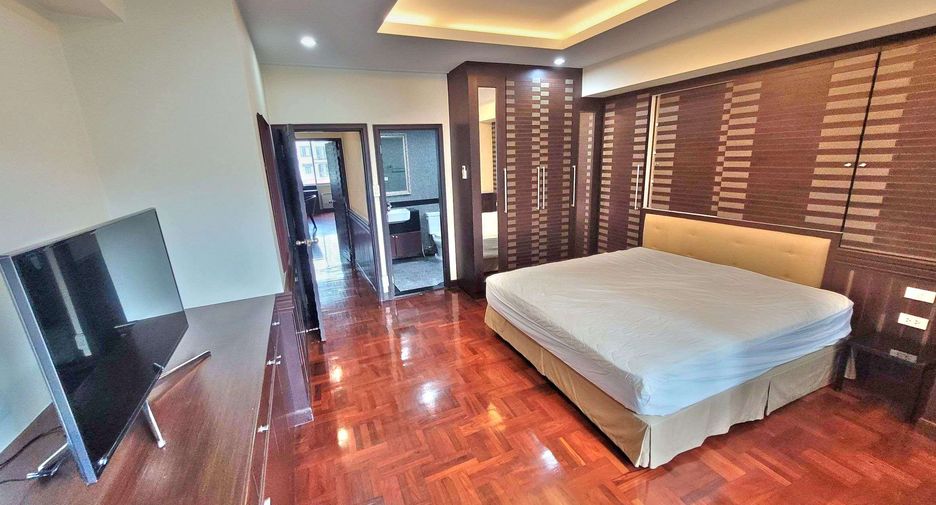 Condo en alquiler de 4 habitaciones en Khlong Toei, Bangkok