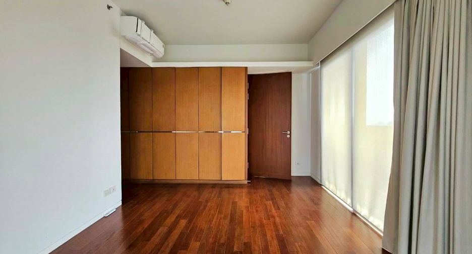 Wohnung zur Miete mit 2 Zimmer in Pathum Wan, Bangkok