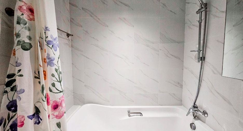 For rent 2 ベッドルーム condo in Khlong Toei, Bangkok