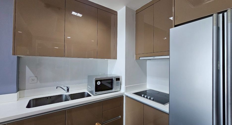 Wohnung zur Miete mit 2 Zimmer in Khlong Toei, Bangkok