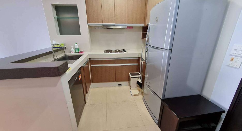 For rent 2 ベッドルーム condo in Watthana, Bangkok