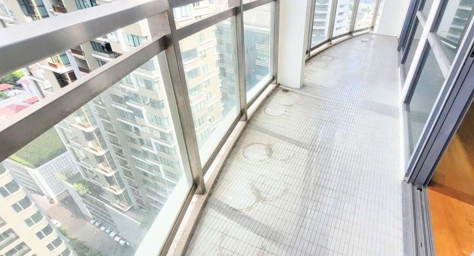 Condo en alquiler de 6 habitaciones en Khlong Toei, Bangkok