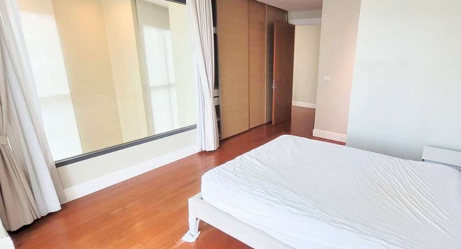 Condo en alquiler de 6 habitaciones en Khlong Toei, Bangkok