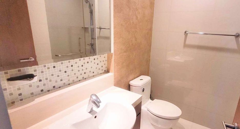 Condo en alquiler de 6 habitaciones en Khlong Toei, Bangkok