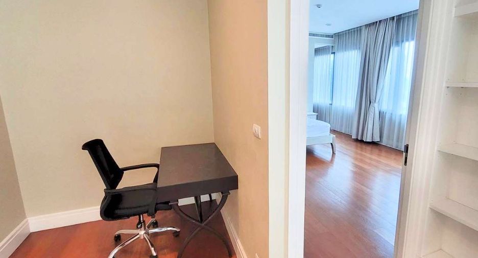Condo en alquiler de 6 habitaciones en Khlong Toei, Bangkok