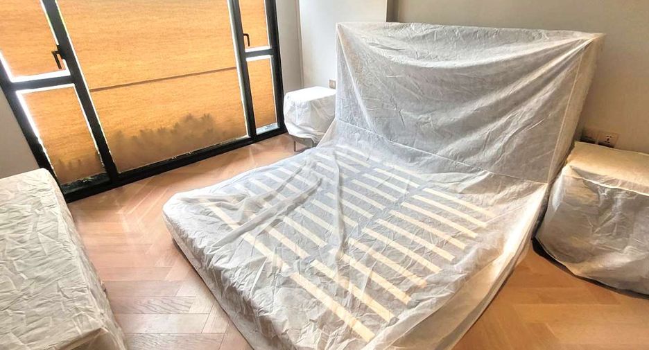For rent 1 bed condo in Watthana, Bangkok