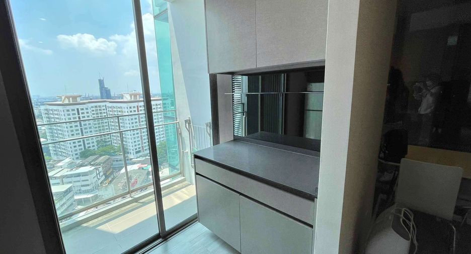 For rent 1 bed condo in Khlong Toei, Bangkok