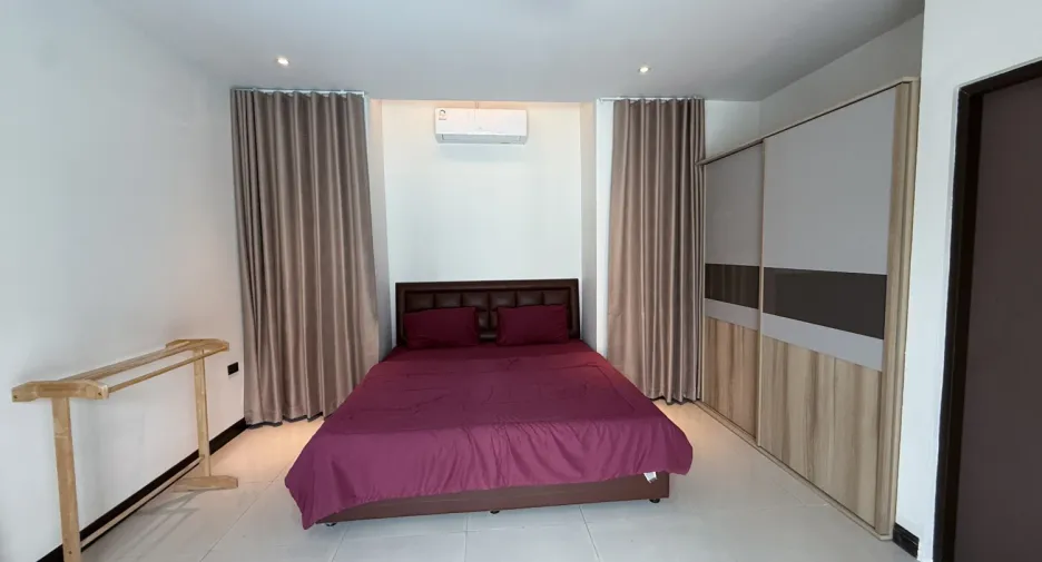 Villa zum Kauf mit 4 Zimmer in Bang Lamung, Chonburi