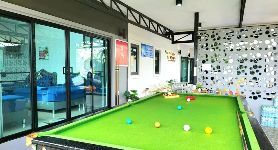 For rent 4 bedrooms villa in East Pattaya, Pattaya