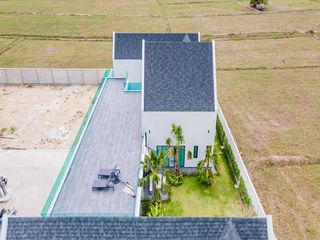 Продажа 4 спальни вилла в Банг Ламунг, Чонбури
