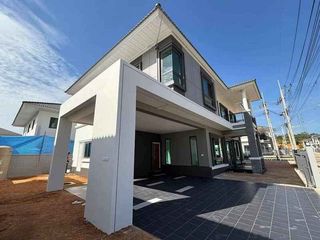 For sale 4 ベッドルーム villa in Bang Lamung, Chonburi