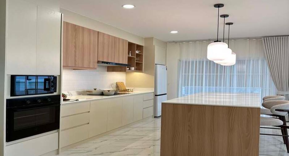 ขาย 4 ห้องนอน บ้านเดี่ยว ใน พัทยาตะวันออก, พัทยา