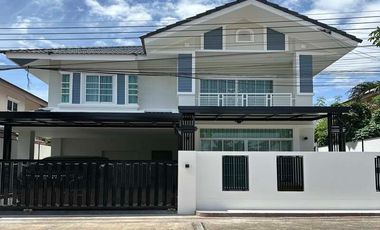 Casa en venta de 4 habitaciones en East Pattaya, Pattaya