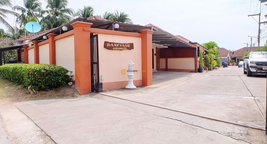 For rent 2 bedrooms house in Huay Yai, Pattaya