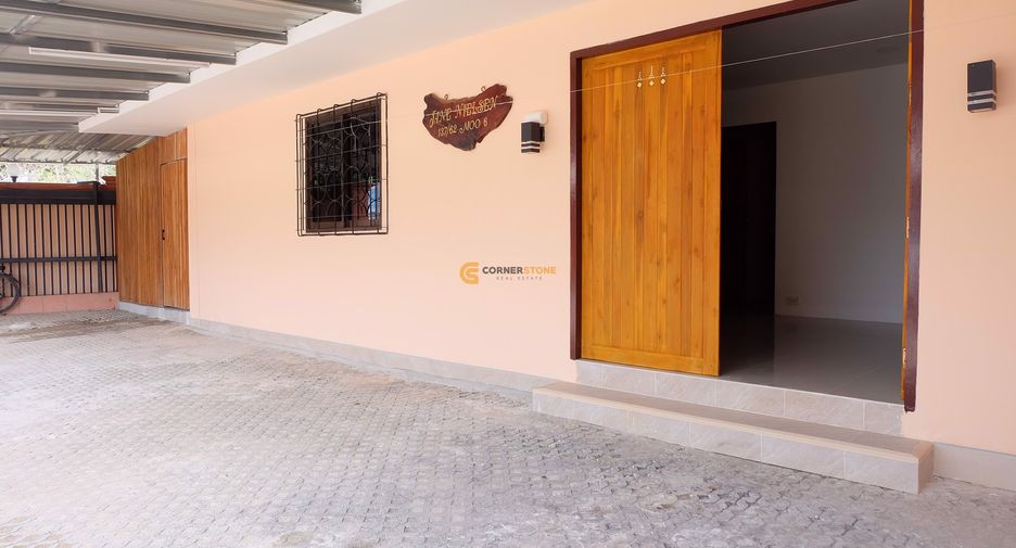 For rent 2 bedrooms house in Huay Yai, Pattaya