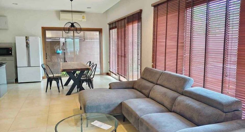 For rent 4 bedrooms house in East Pattaya, Pattaya