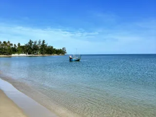 出售 土地 在 Thap Sakae, 班武里府